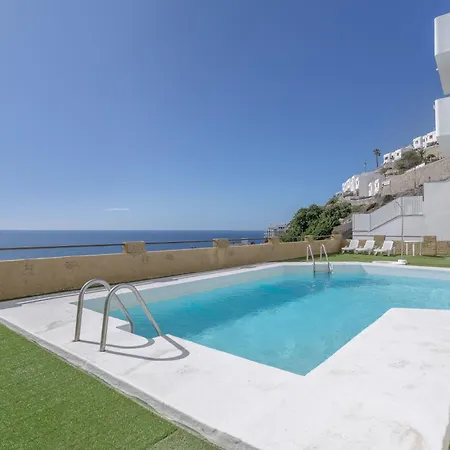 Mirra - Sea View *